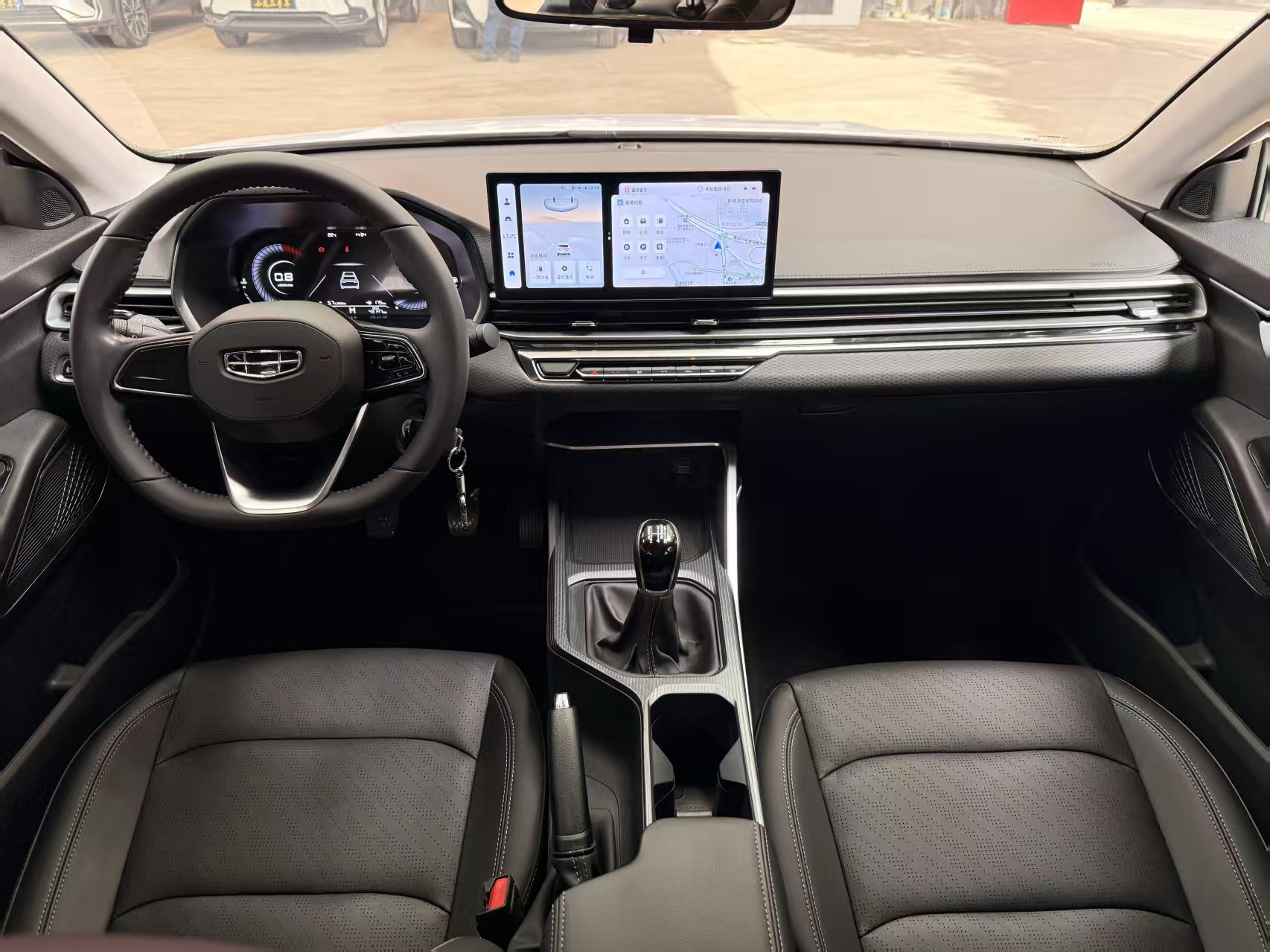 GEELY Emgrand 2024 imagen de coche #9