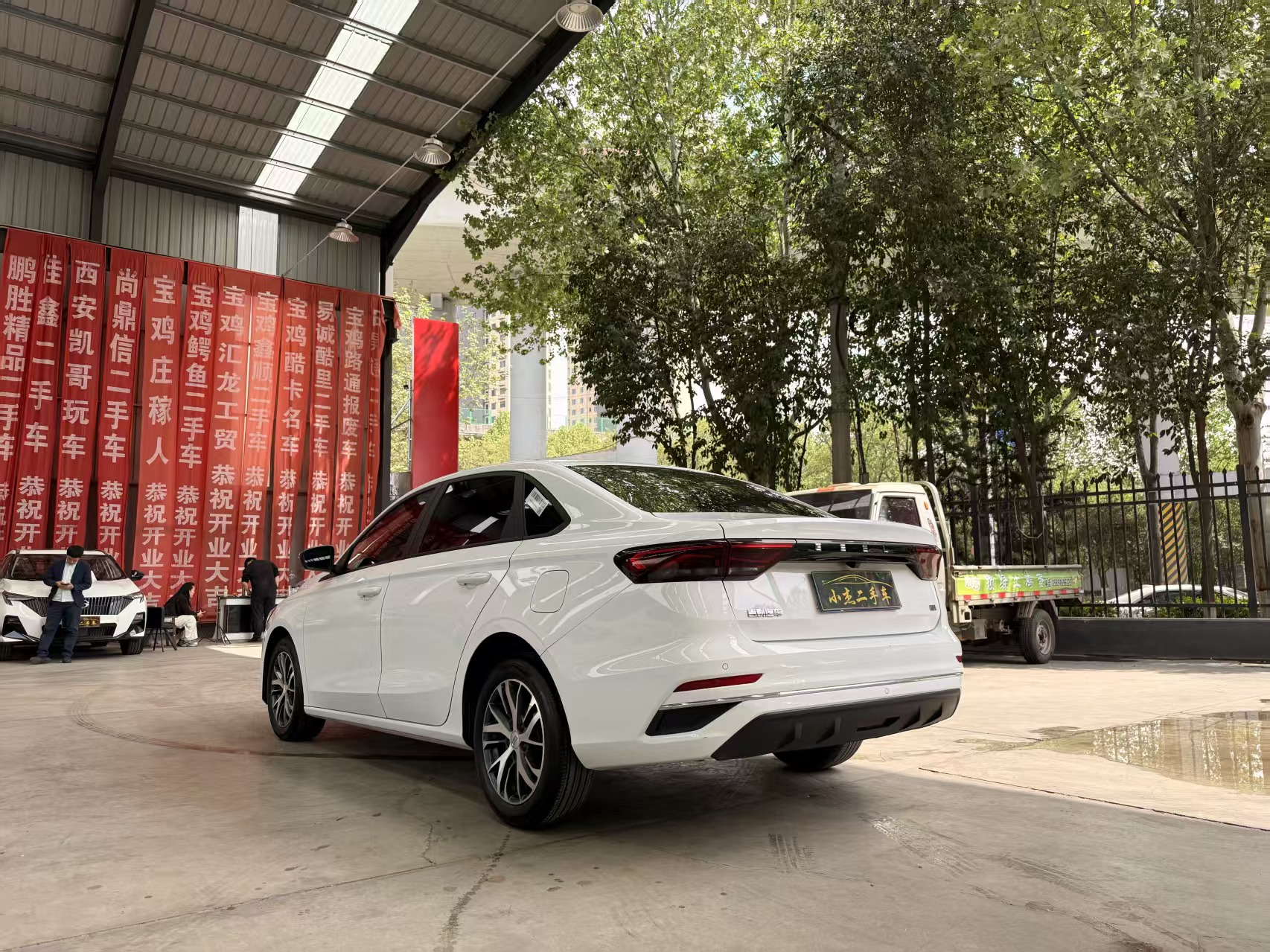 GEELY Emgrand 2024 imagen de coche #7