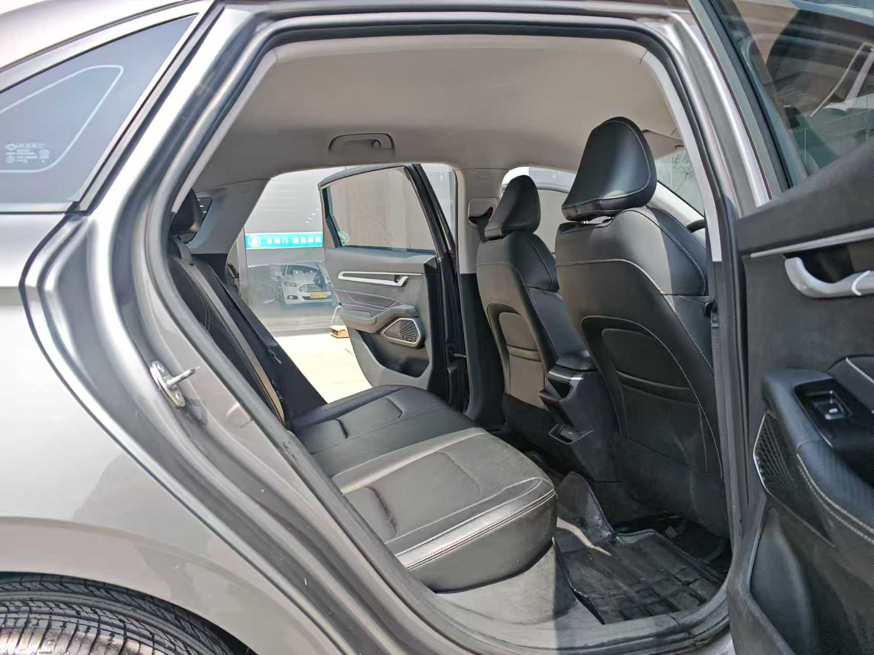 GEELY Emgrand 2024 صورة سيارة #4