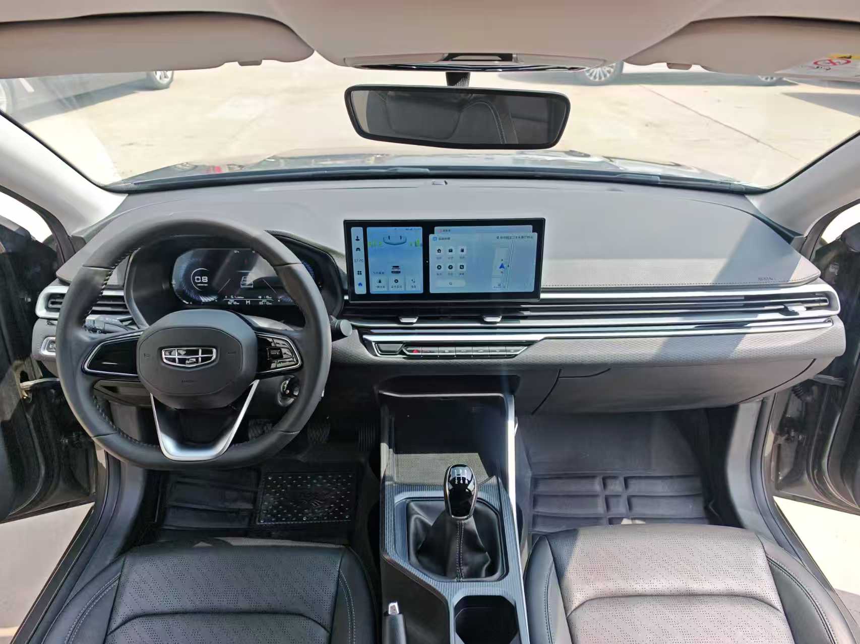 GEELY Emgrand 2024 صورة سيارة #9