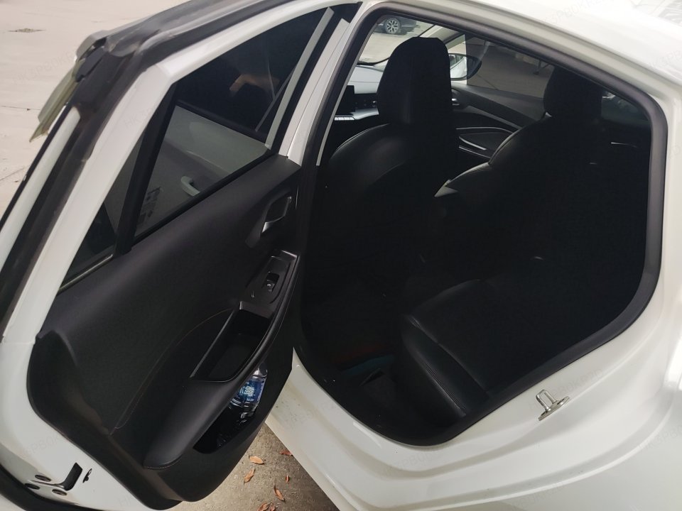 MG 5 2023 imagen de coche #9