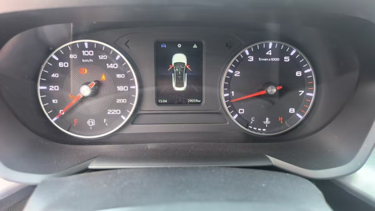 MG 5 2024 #2 MG 5 2024 immagine di auto #2