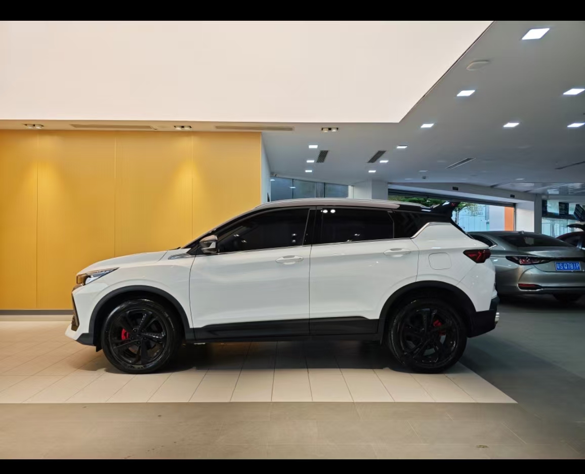 GEELY Coolray 2022 #2 GEELY Coolray 2022 car image #2