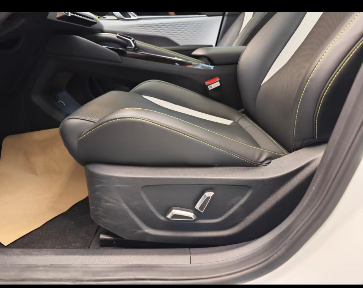 GEELY Coolray 2022 #11 GEELY Coolray 2022 car image #11