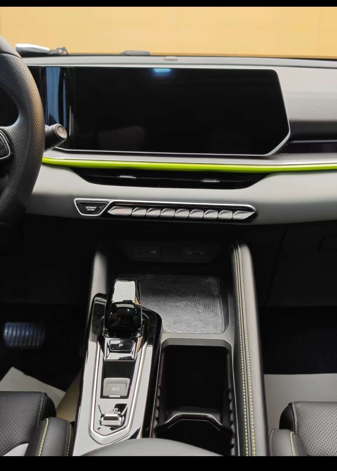 GEELY Coolray 2022 #18 GEELY Coolray 2022 car image #18