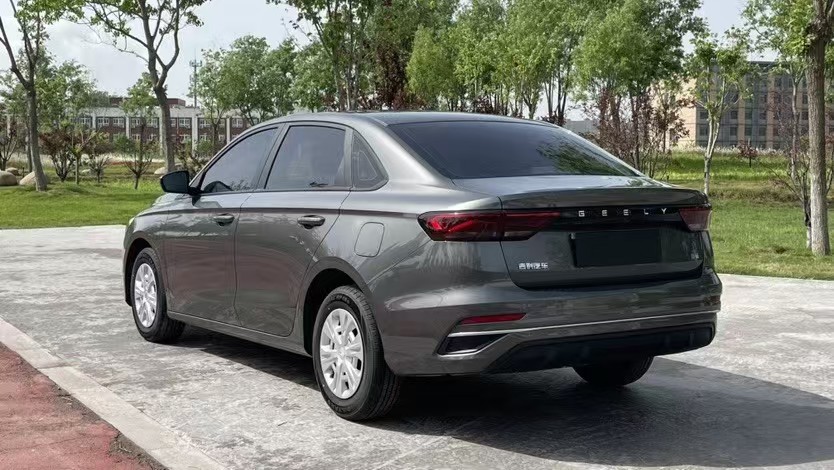 GEELY Emgrand 2024 #6 GEELY Emgrand 2024 car image #6