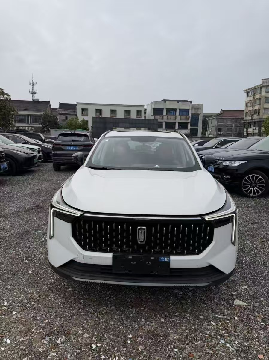 2024 car image #2