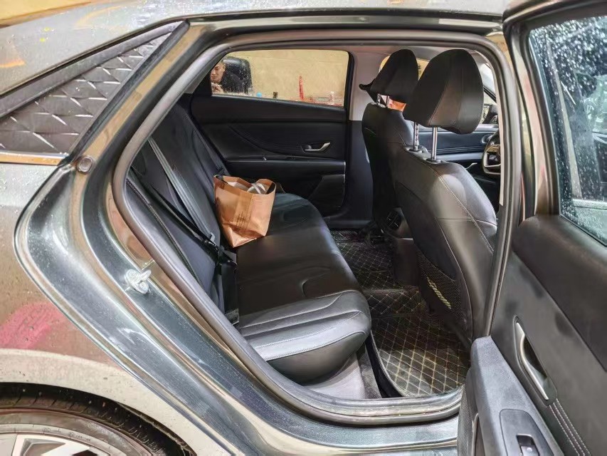 Hyundai Elantra 2024 car image #4