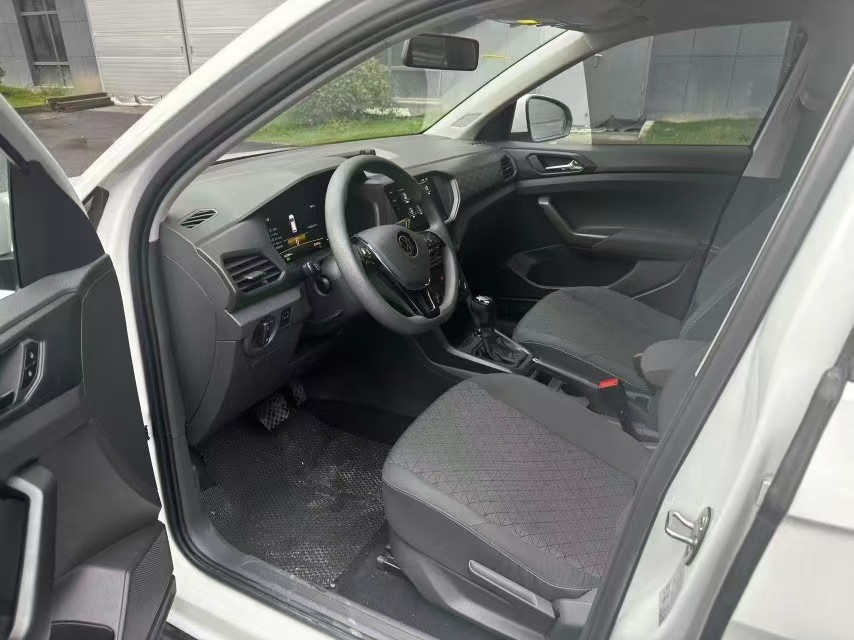 Volkswagen T-Cross 2024 #9 Volkswagen T-Cross 2024 car image #9