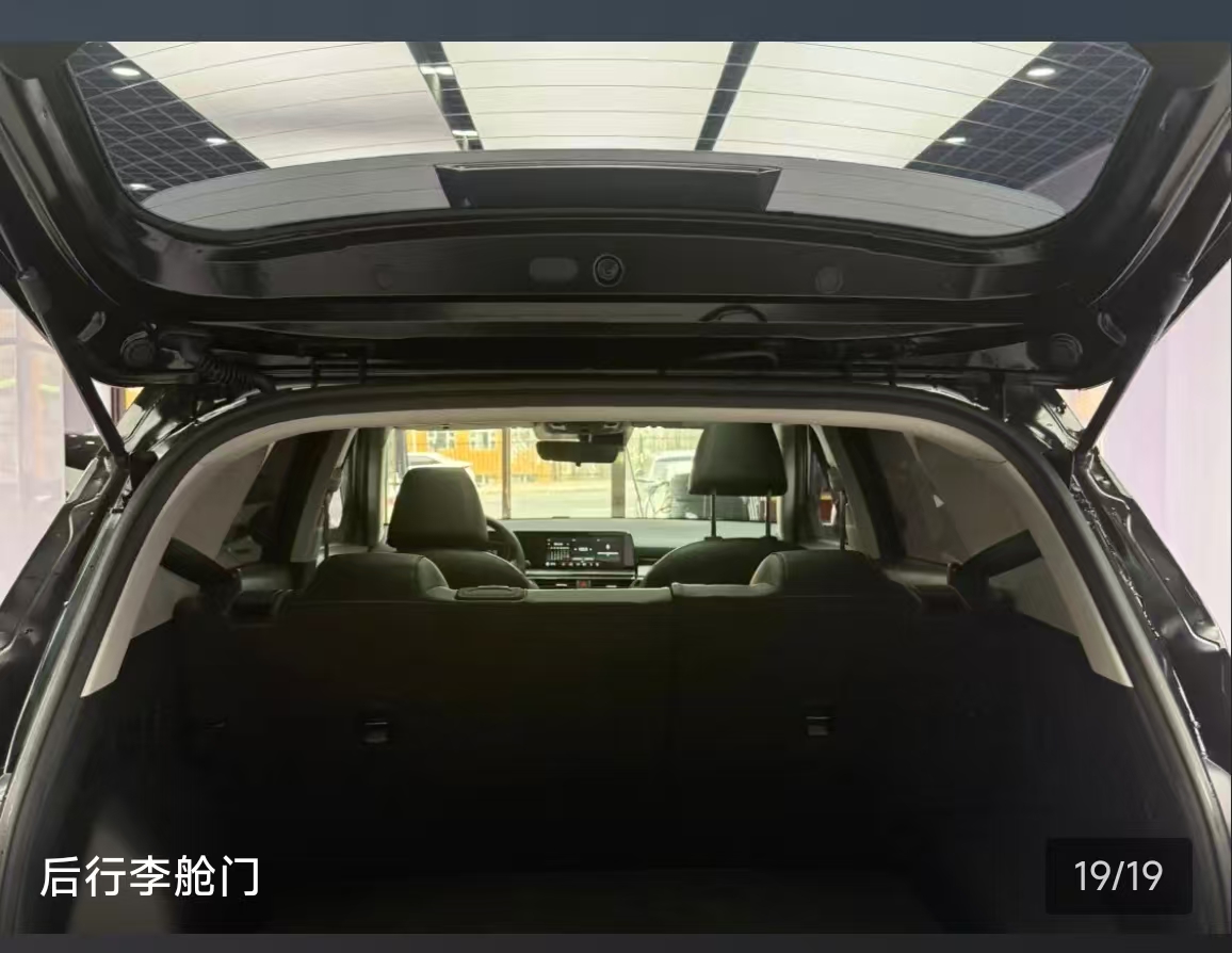 Kia Seltos 2023 car image #5
