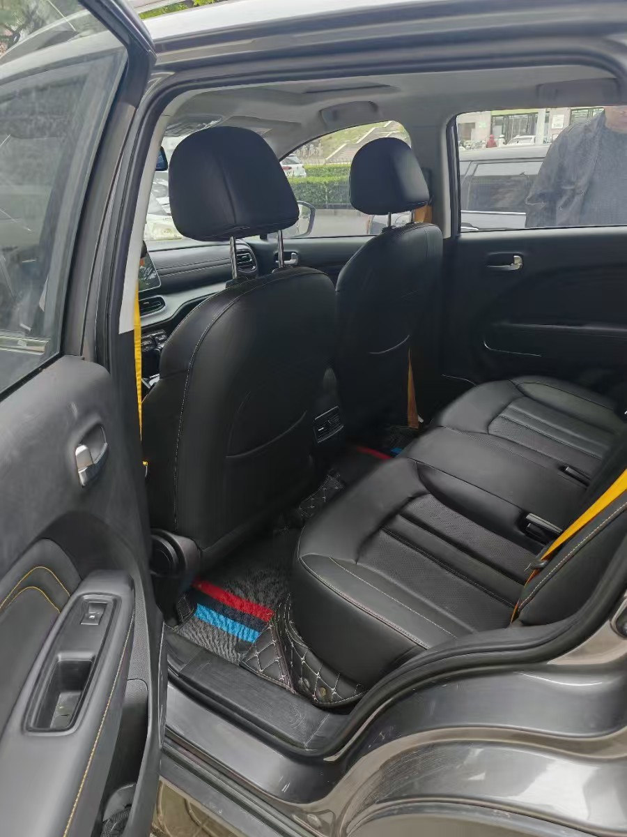 GAC Trumpchi GS3 2023 car image #2