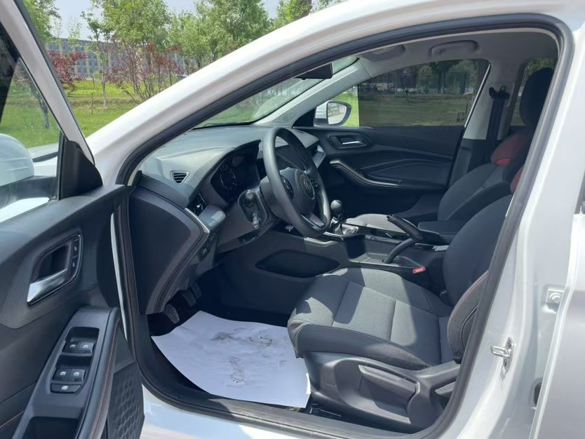 MG 5 2024 car image #11