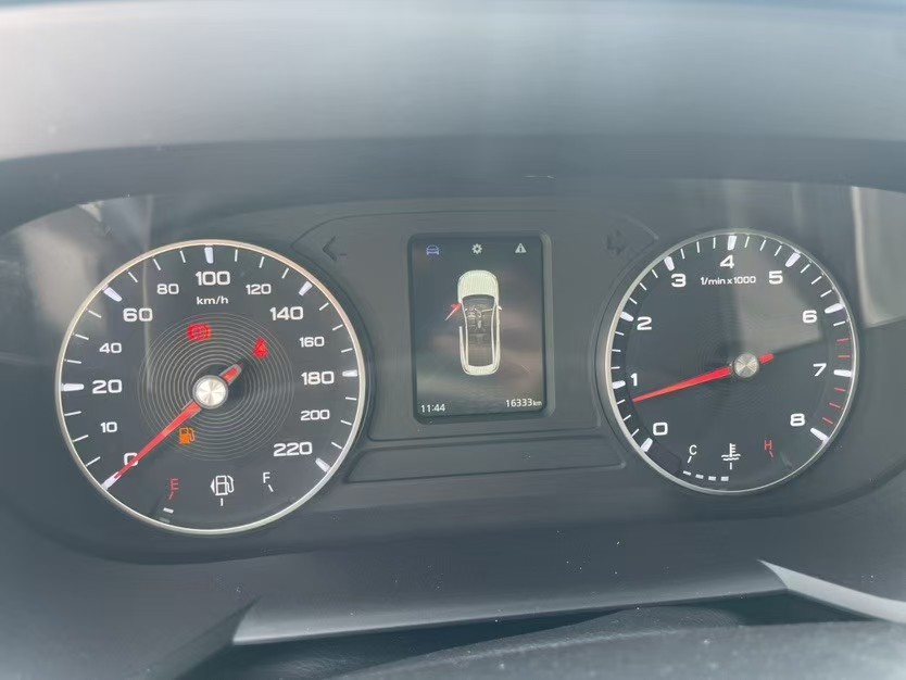 MG 5 2024 car image #12