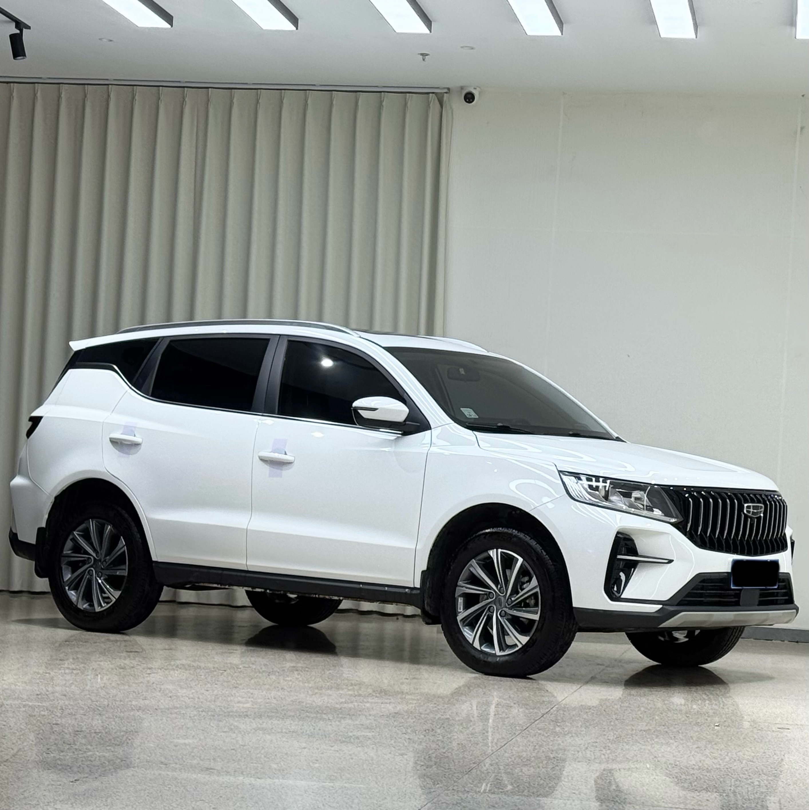 GEELY Vision X6 2023 #3 GEELY Vision X6 2023 car image #3