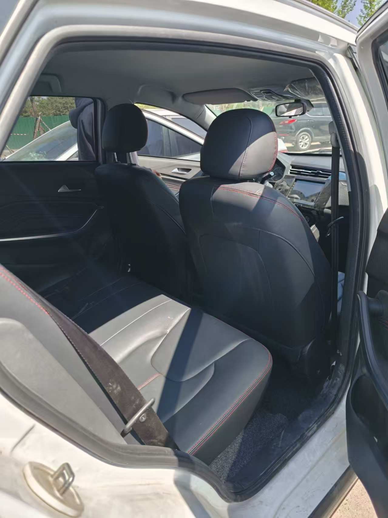 Chery Tiggo 3x 2024 car image #3