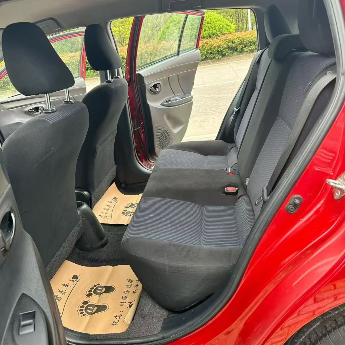 Toyota Yaris L Zhixuan 2014 صورة سيارة #6