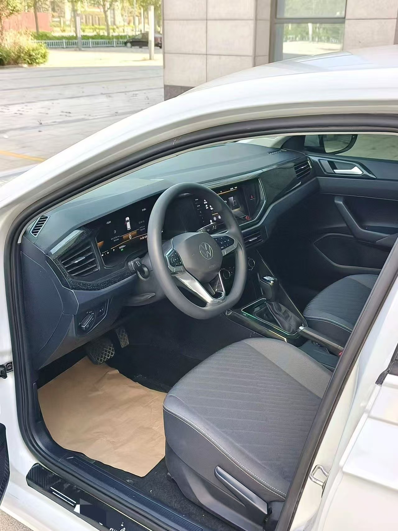 Volkswagen Lavida 2025 car image #7