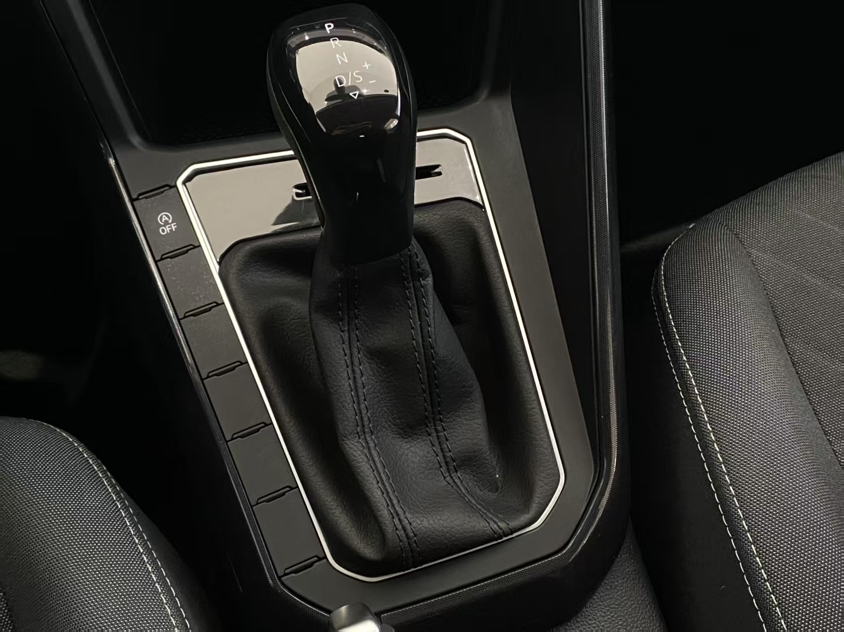 Volkswagen Lavida 2023 car image #11