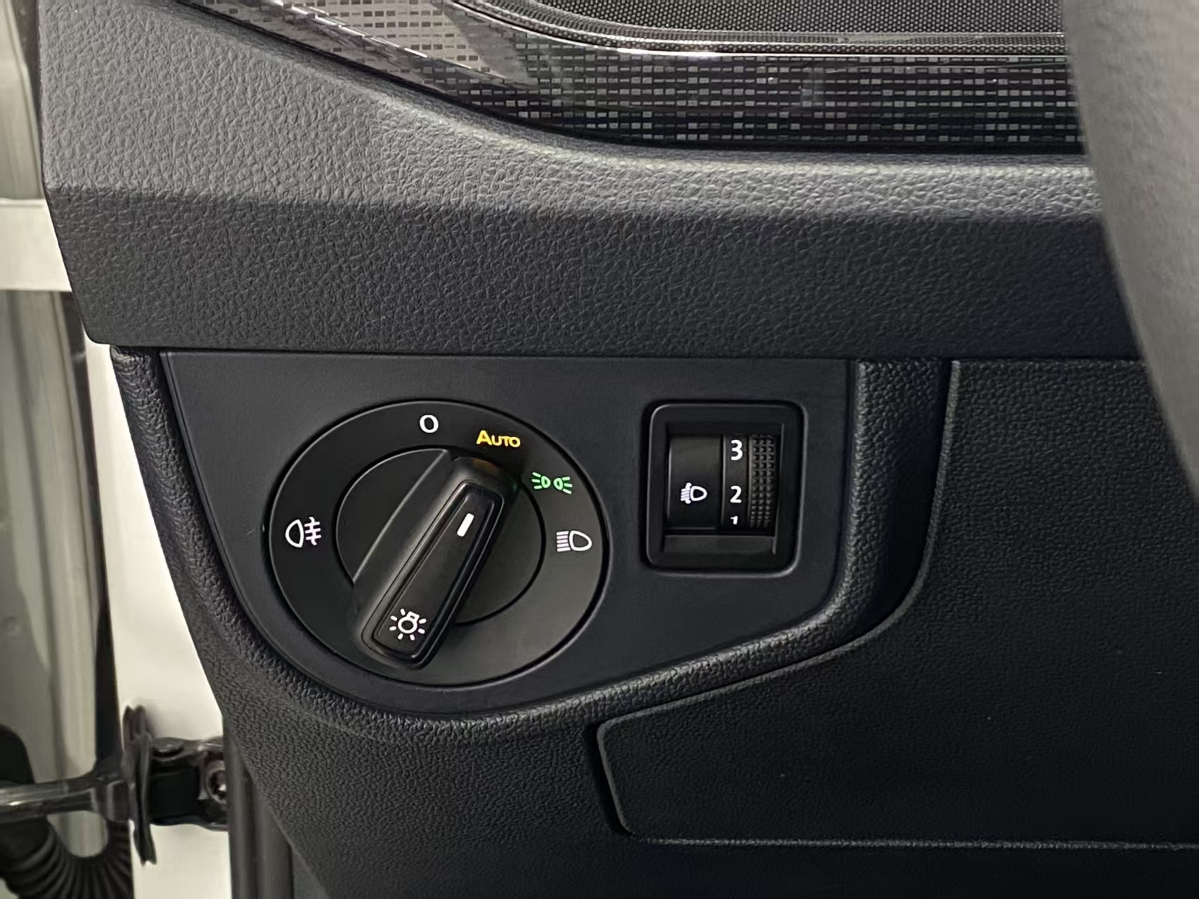 Volkswagen Lavida 2023 car image #17