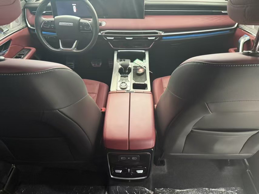 Jetour X70 PLUS 2024 #3 Jetour X70 PLUS 2024 car image #3