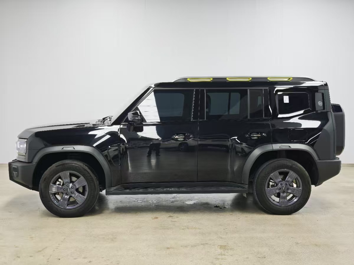 Jetour Traveller 2023 car image #2