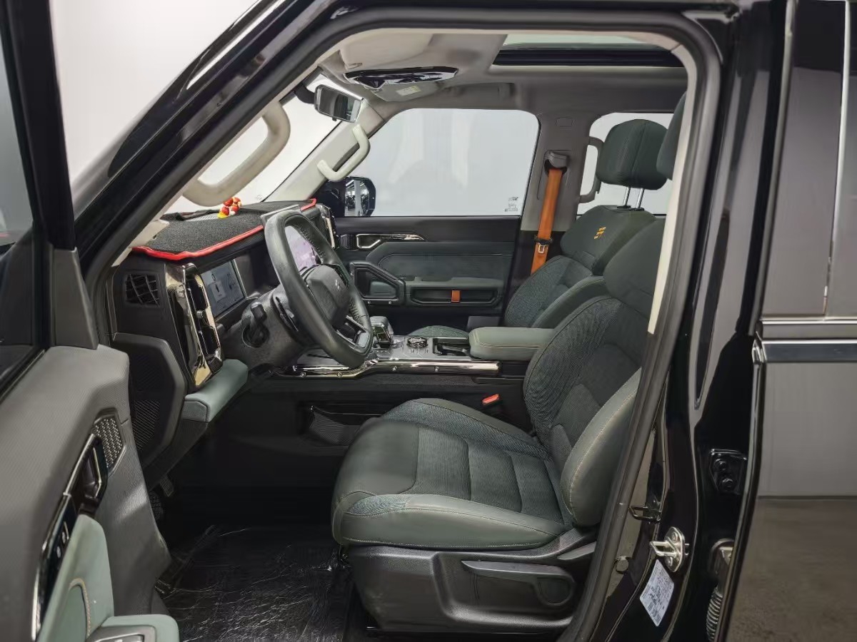 Jetour Traveller 2023 car image #9