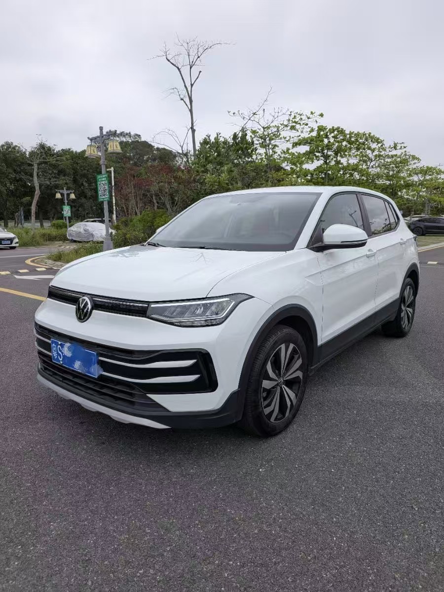 Volkswagen Tharu 2024 car image 