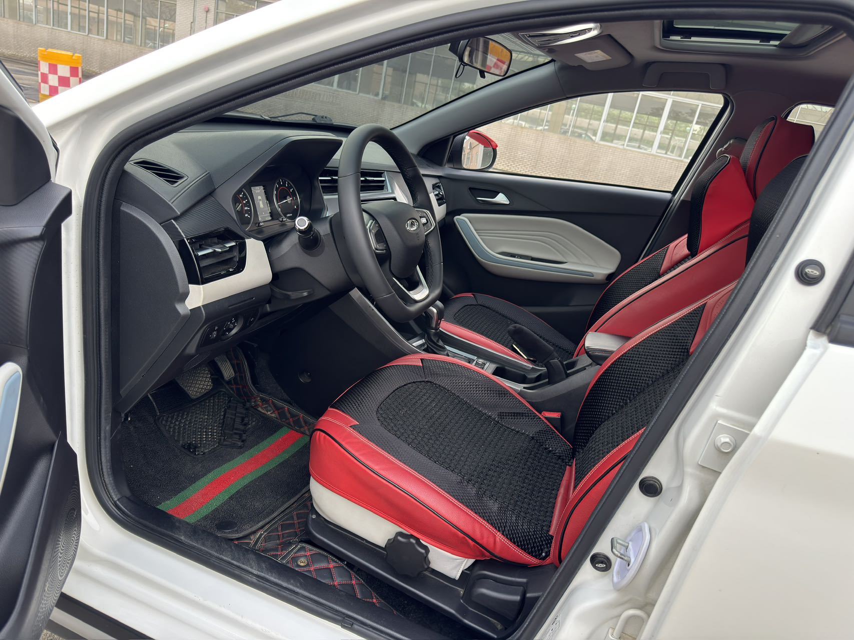 Chery Tiggo 3x 2023 #8 Chery Tiggo 3x 2023 car image #8