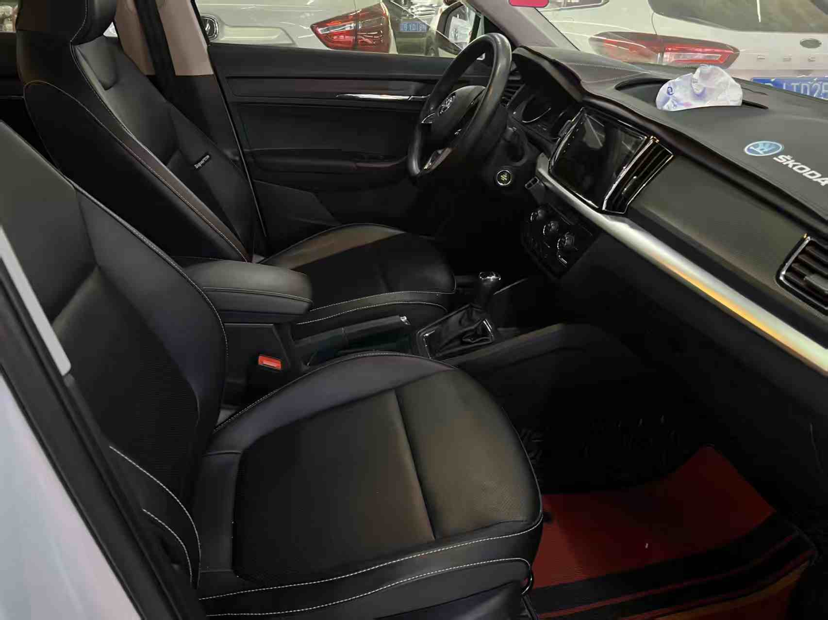 Skoda Kamiq 2023 image de voiture #2