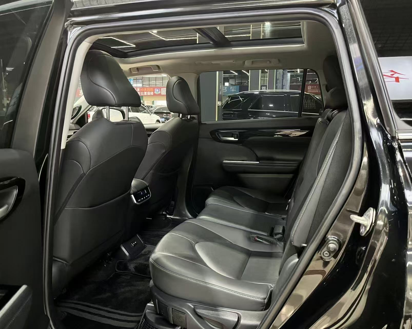 Toyota Highlander 2022 #4 Toyota Highlander 2022 immagine di auto #4