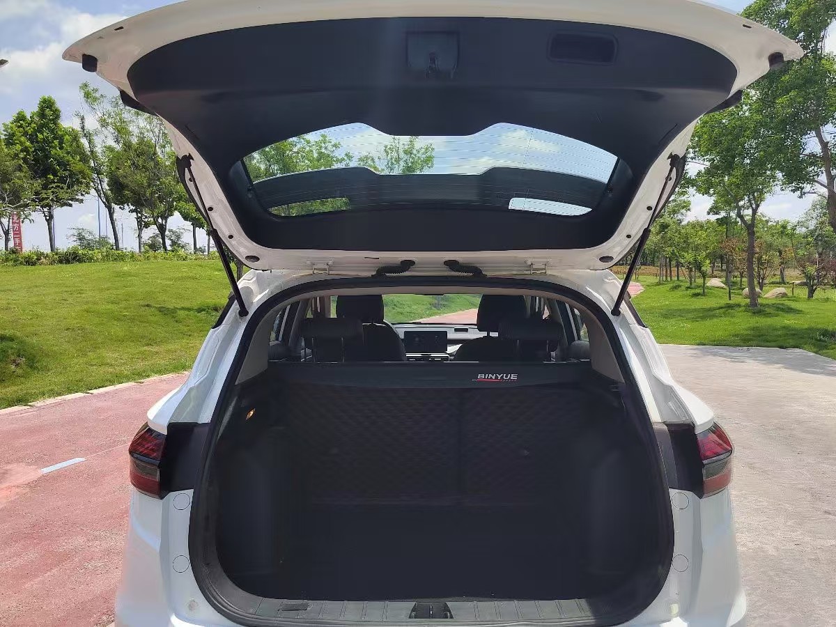 GEELY Coolray 2024 #7 GEELY Coolray 2024 immagine di auto #7