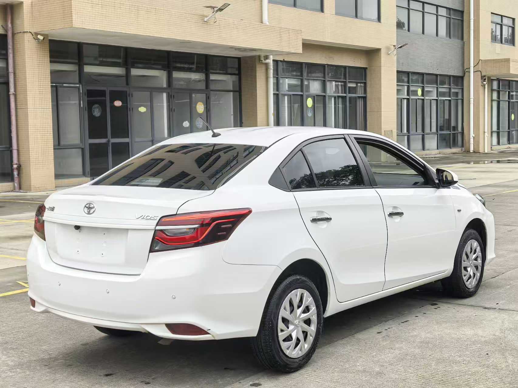 Toyota Vios 2023 car image #11