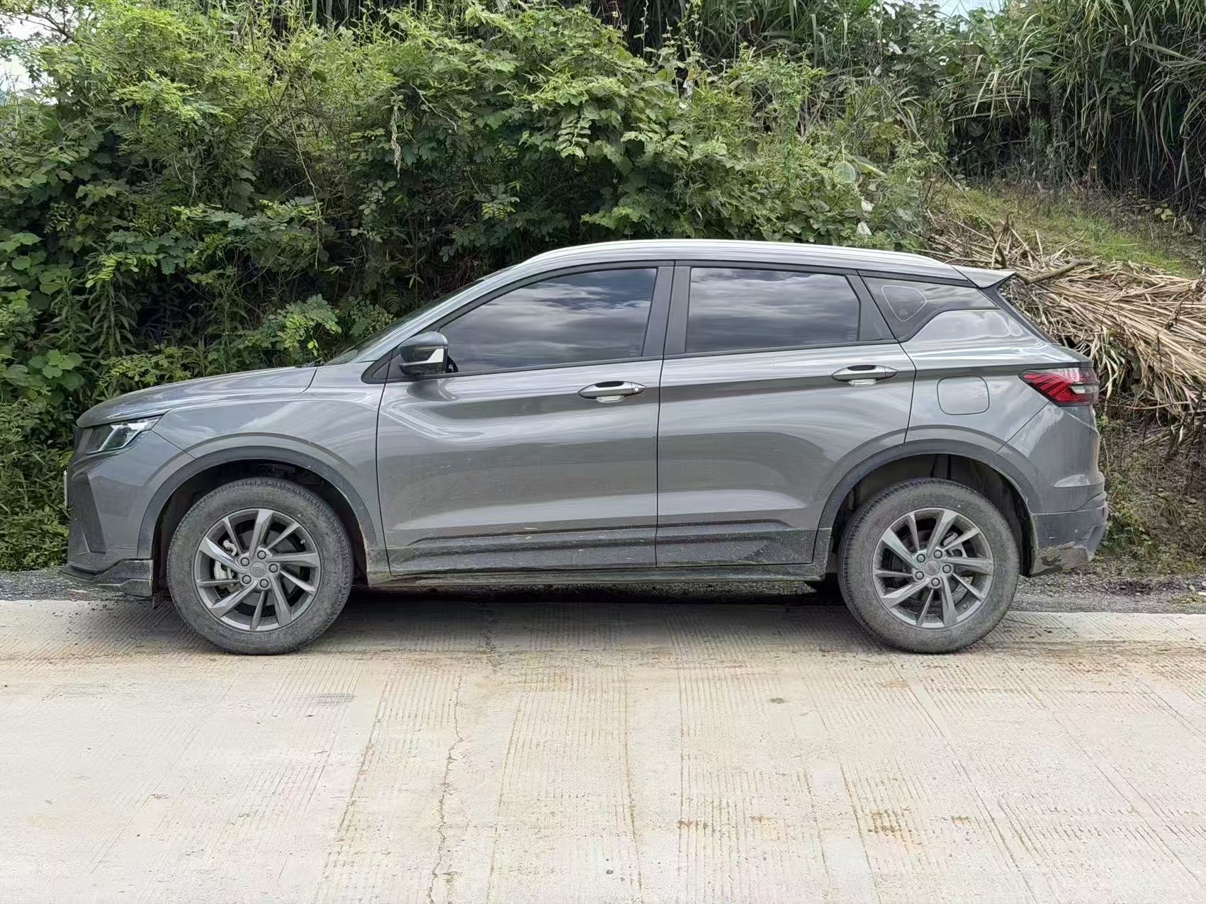 GEELY Coolray 2024 #6 GEELY Coolray 2024 car image #6
