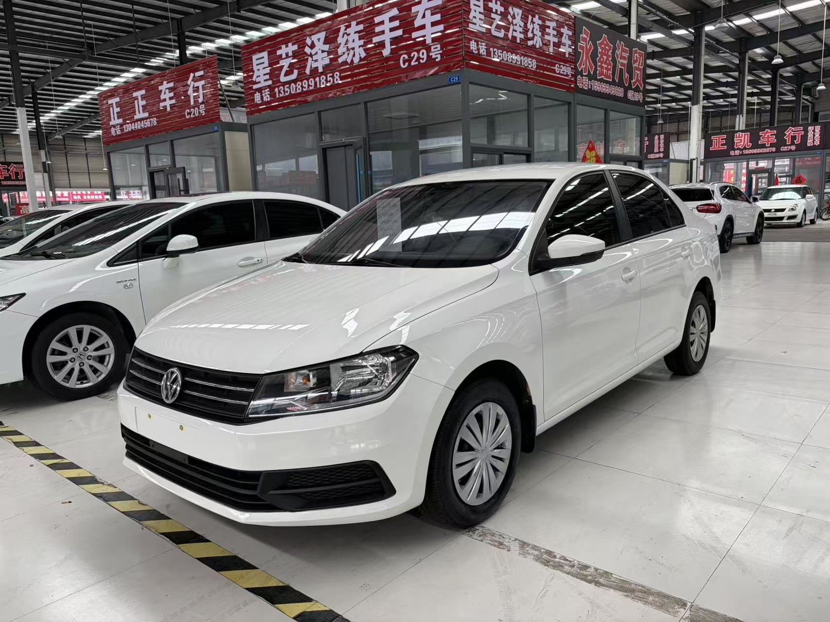 Volkswagen Santana 2021 immagine di auto 