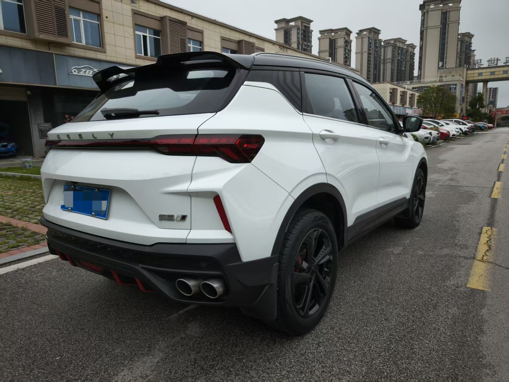 GEELY Coolray 2023 imagen de coche #9