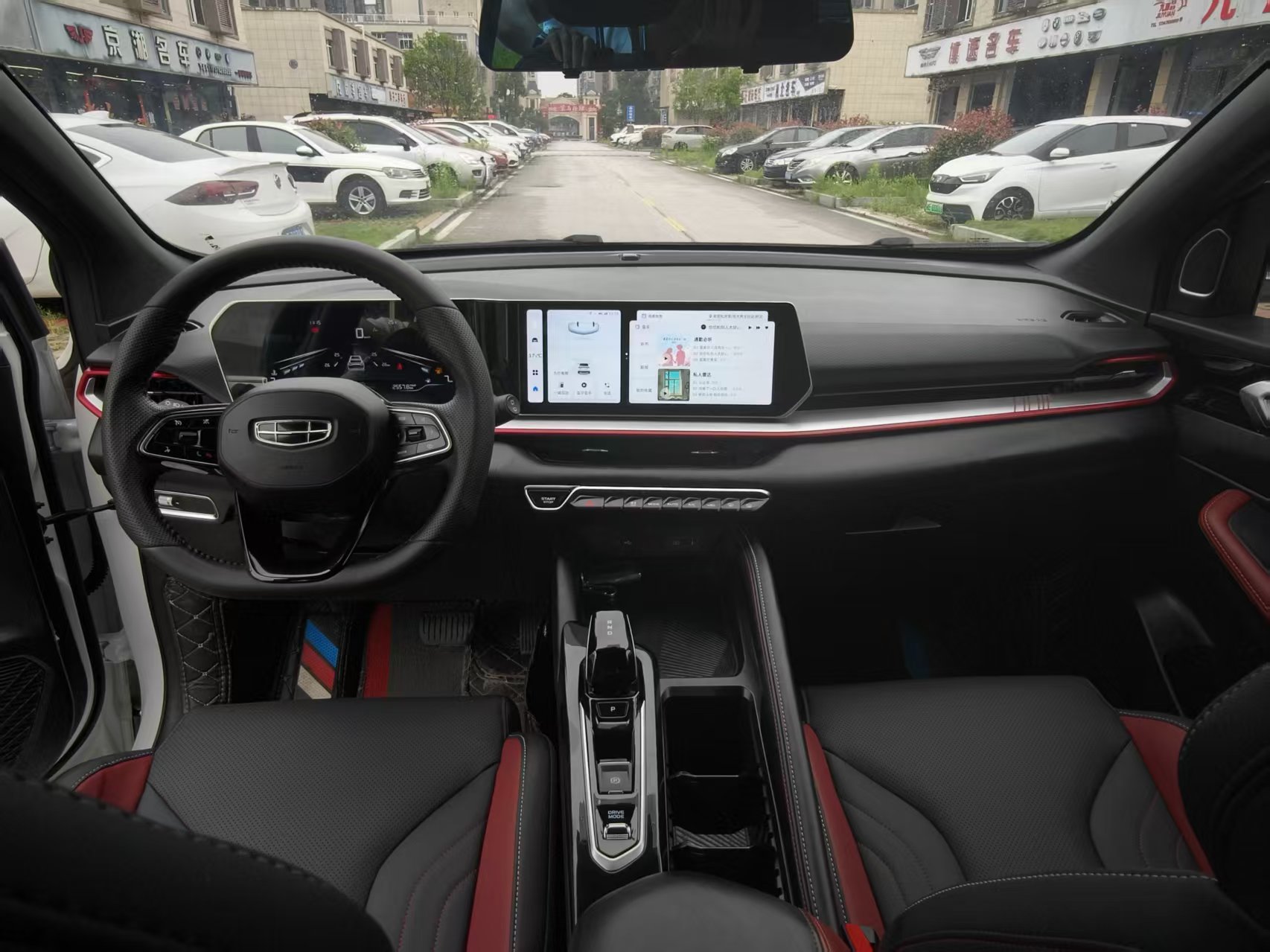 GEELY Coolray 2023 imagen de coche #5