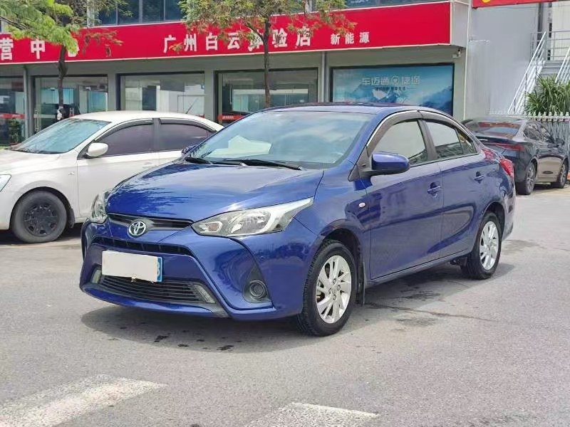 Toyota Yaris L Zhixiang 2017 Toyota Yaris L Zhixiang 2017 immagine di auto