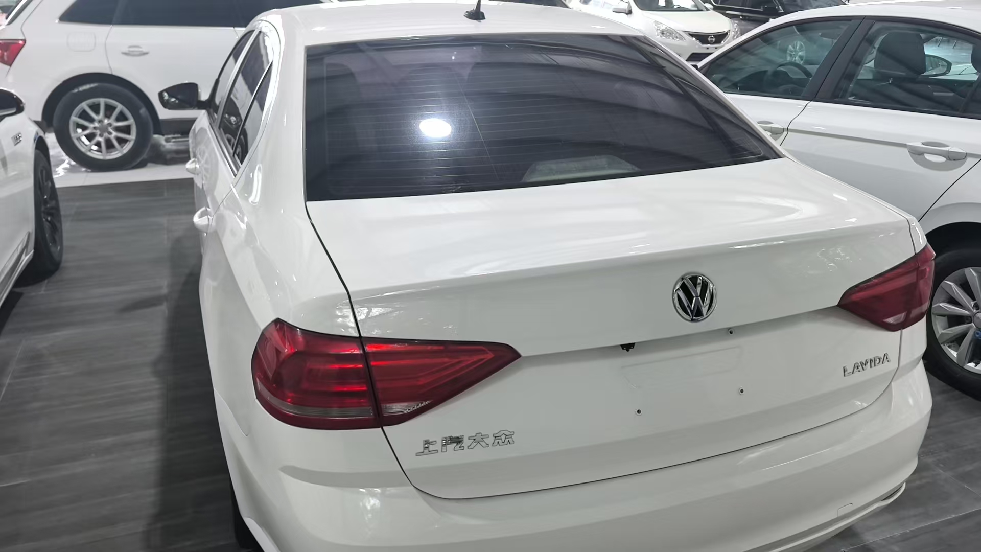 Volkswagen Lavida 2018 صورة سيارة #5