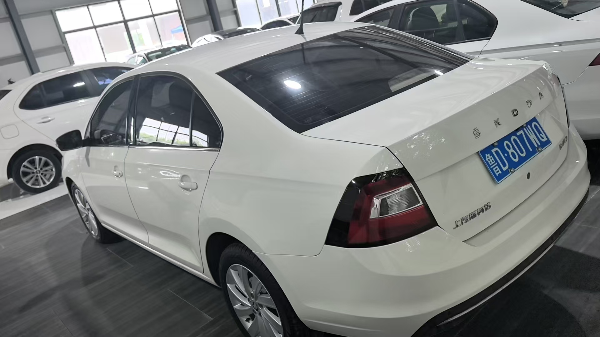 Skoda Rapid 2019 car image #6