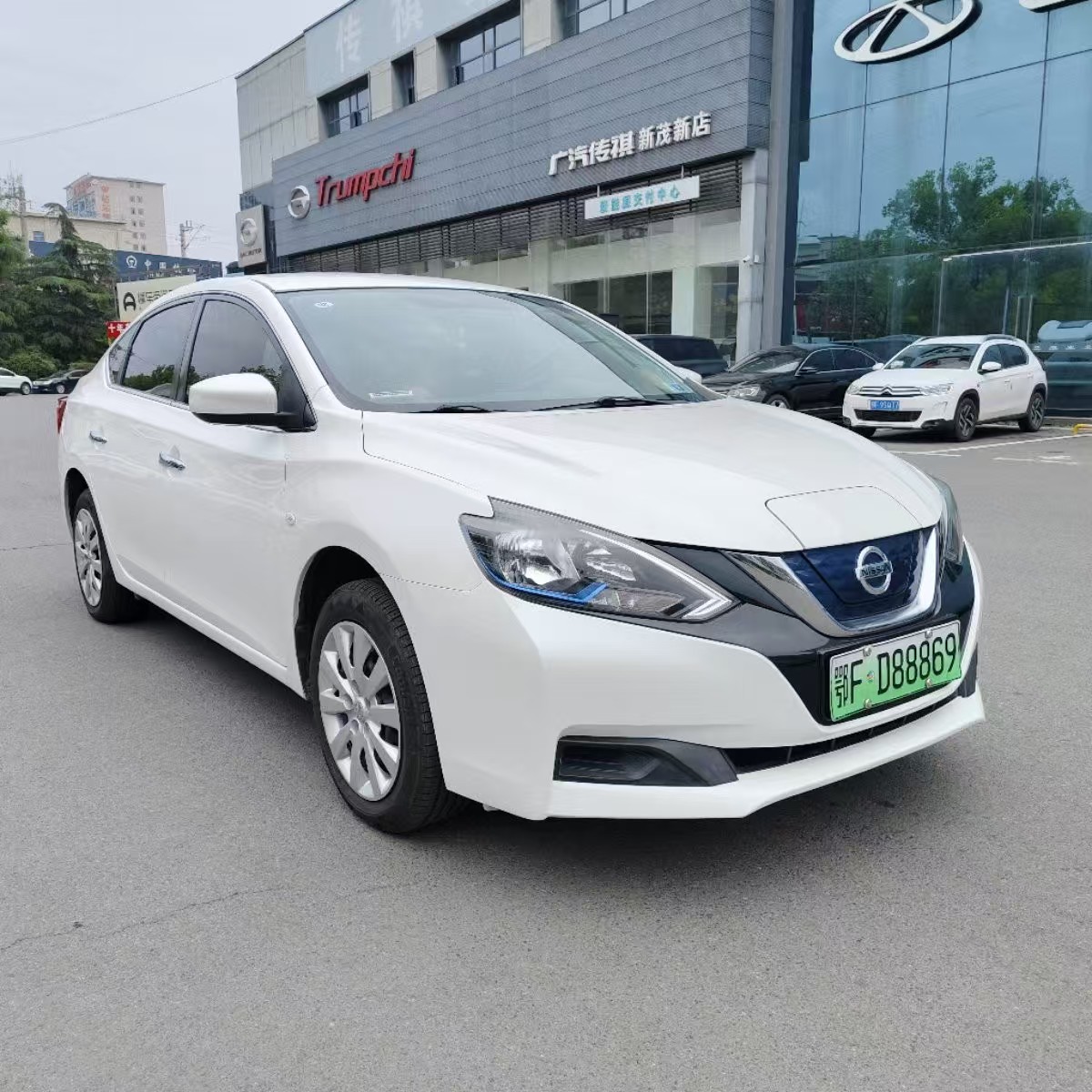 Nissan Sylphy EV 2019 imagen de coche #3