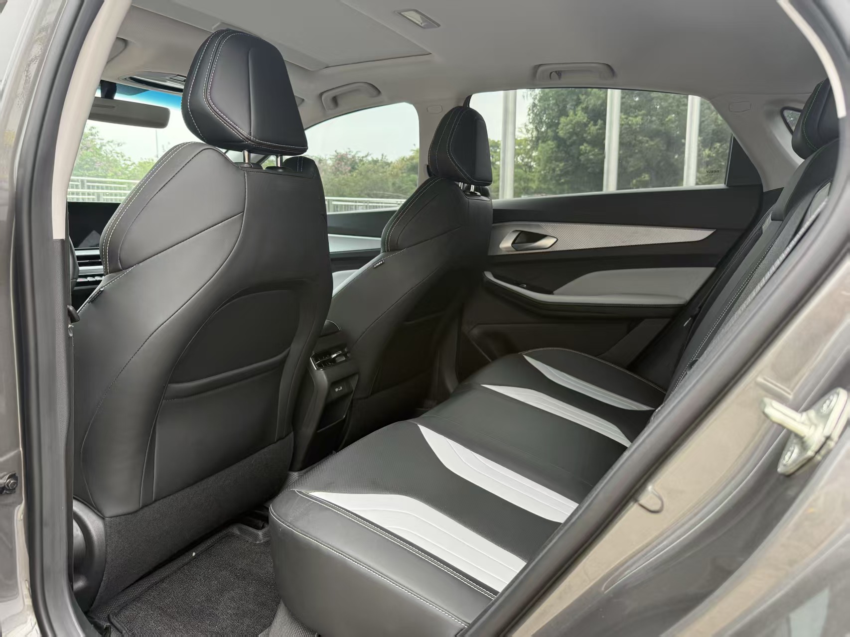 GEELY Binray 2023 #3 GEELY Binray 2023 imagen de coche #3