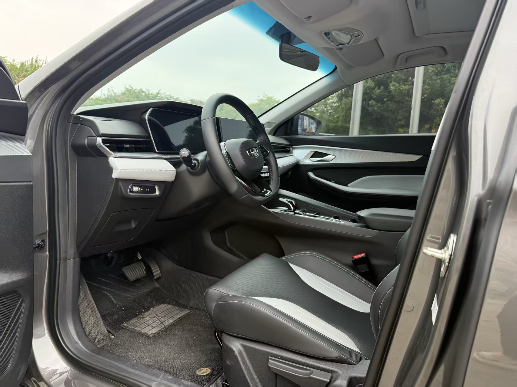 GEELY Binray 2023 #4 GEELY Binray 2023 imagen de coche #4