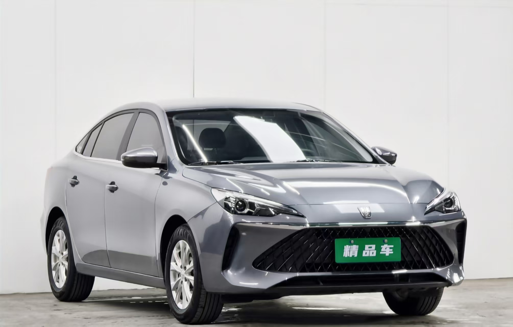 Roewe i5 2025 car image #10