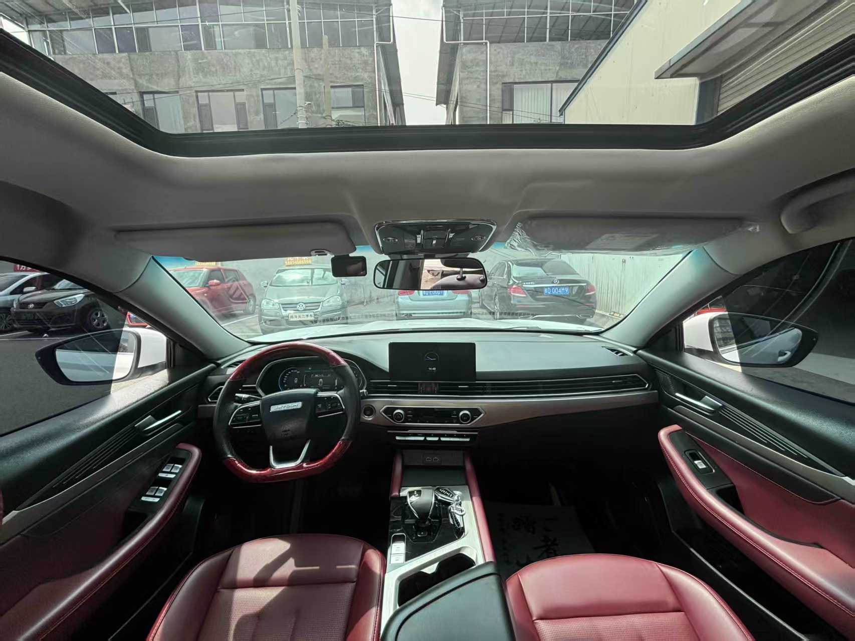 Jetour X70 2024 car image #6