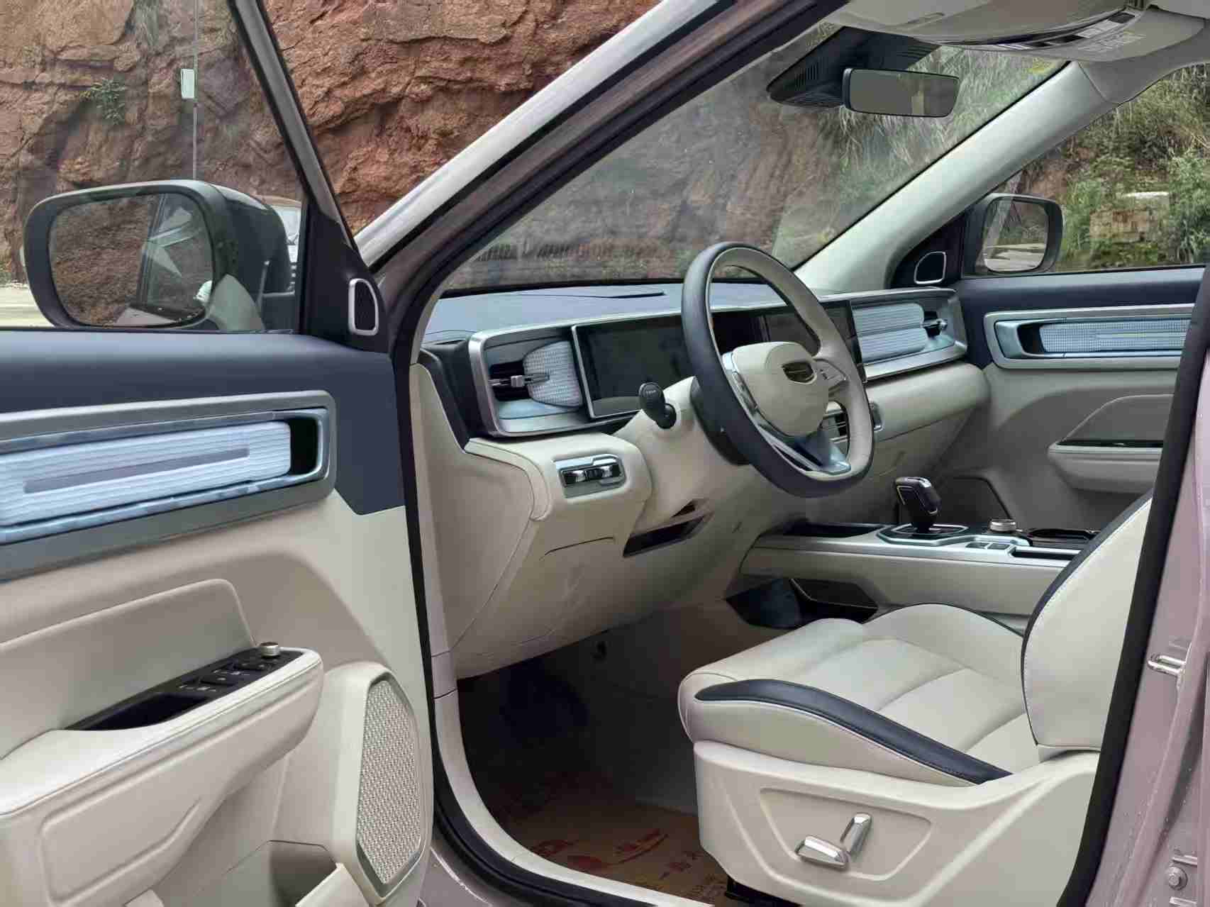 GEELY ICON 2024 car image #4
