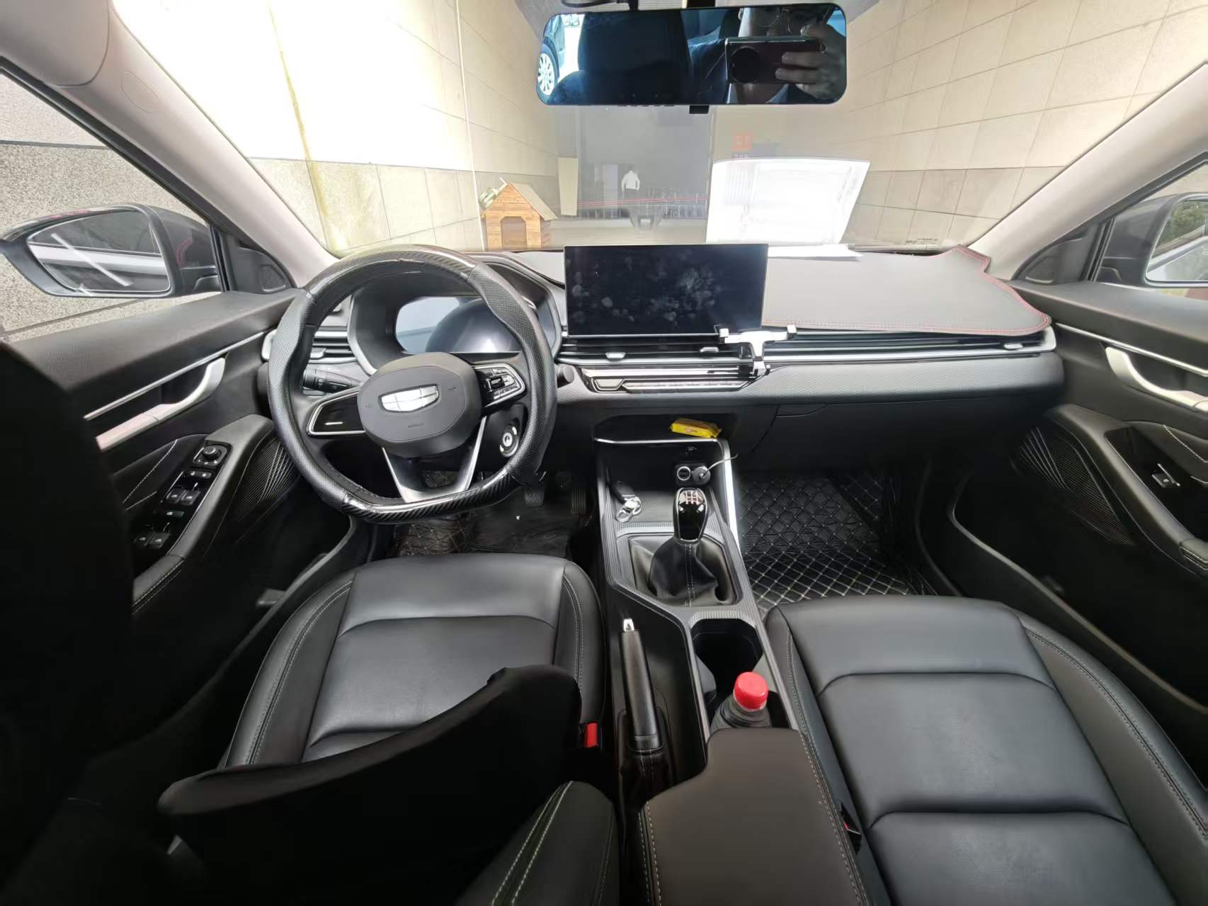 GEELY Emgrand 2024 car image #3