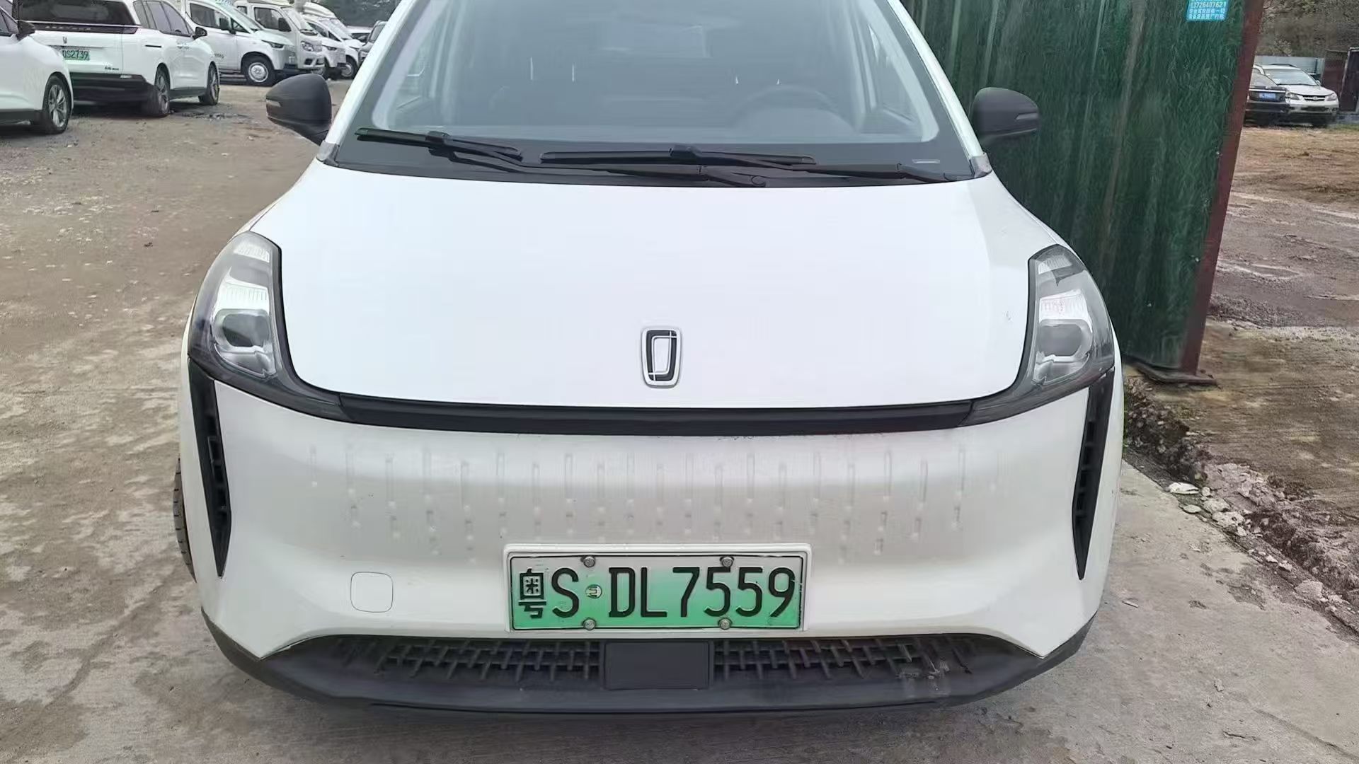 2022 car image #12