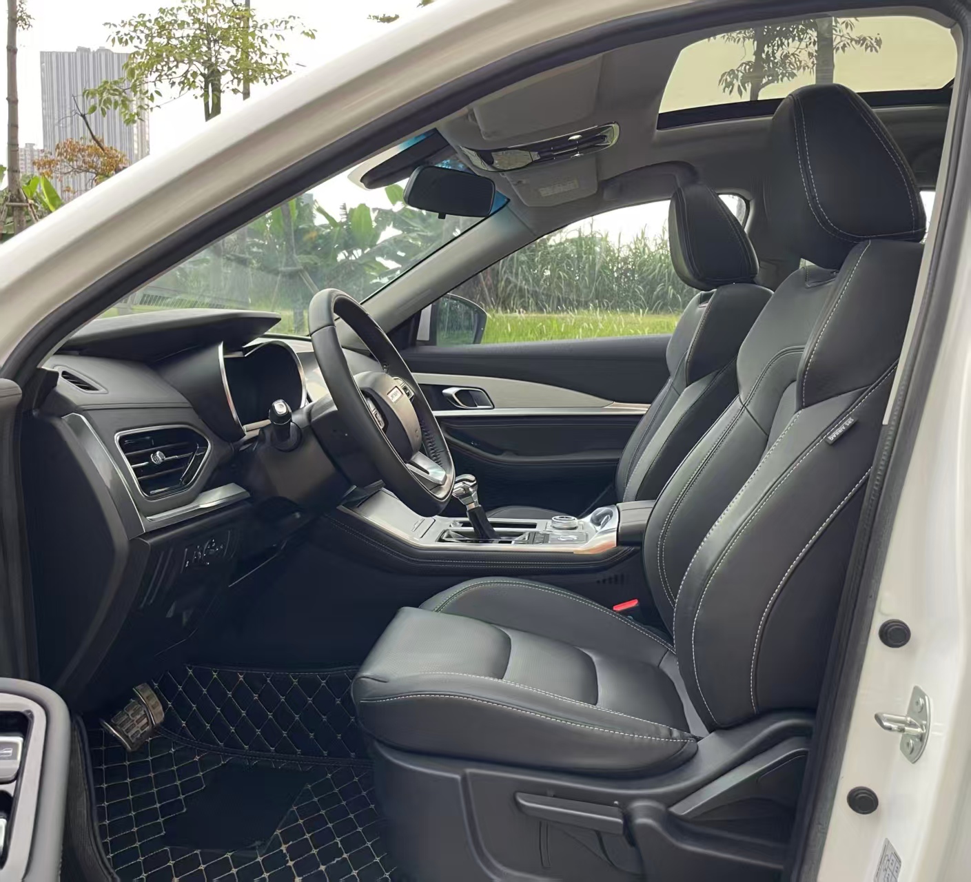 Jetour X70 2023 car image #5