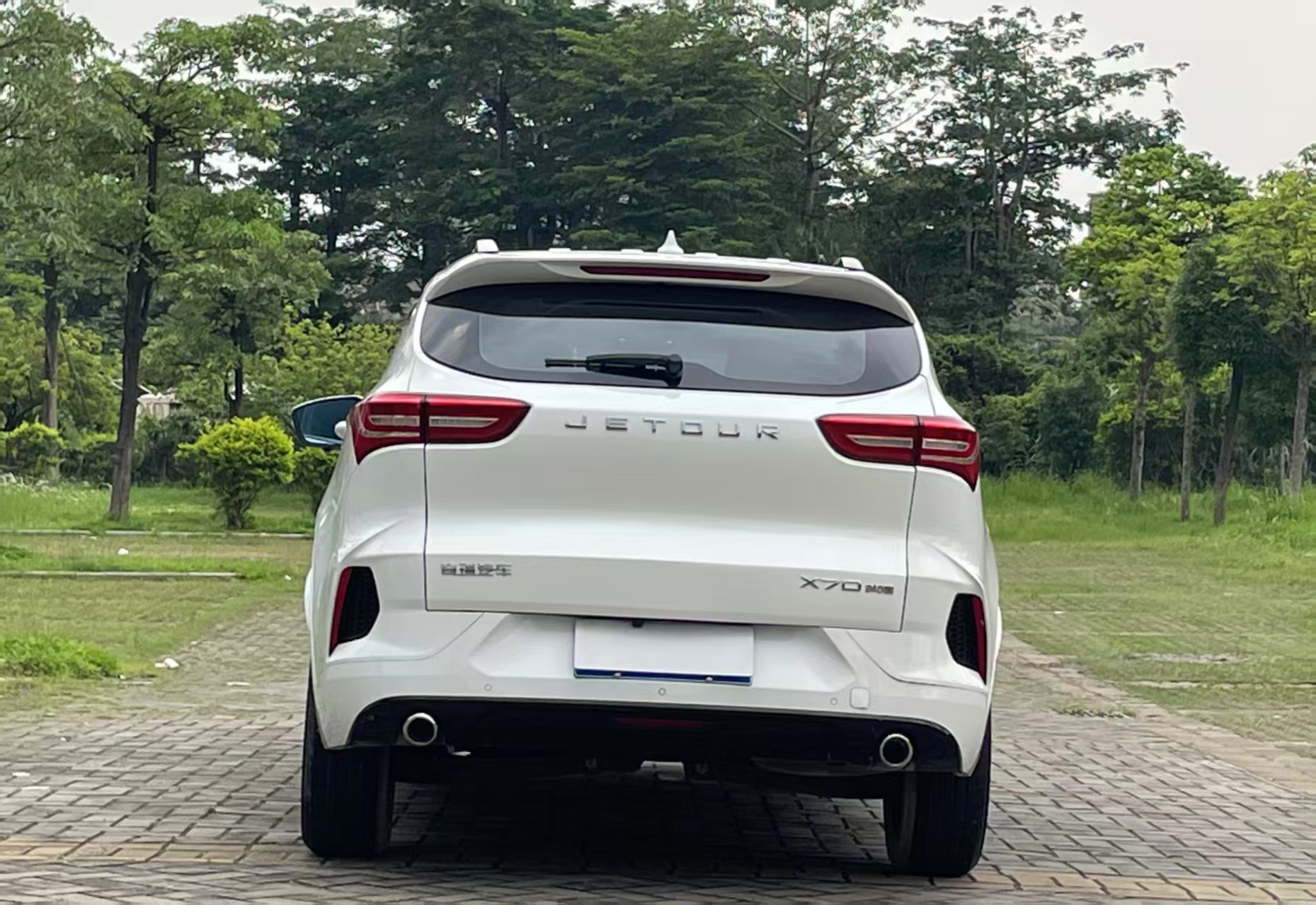 Jetour X70 2023 car image #8