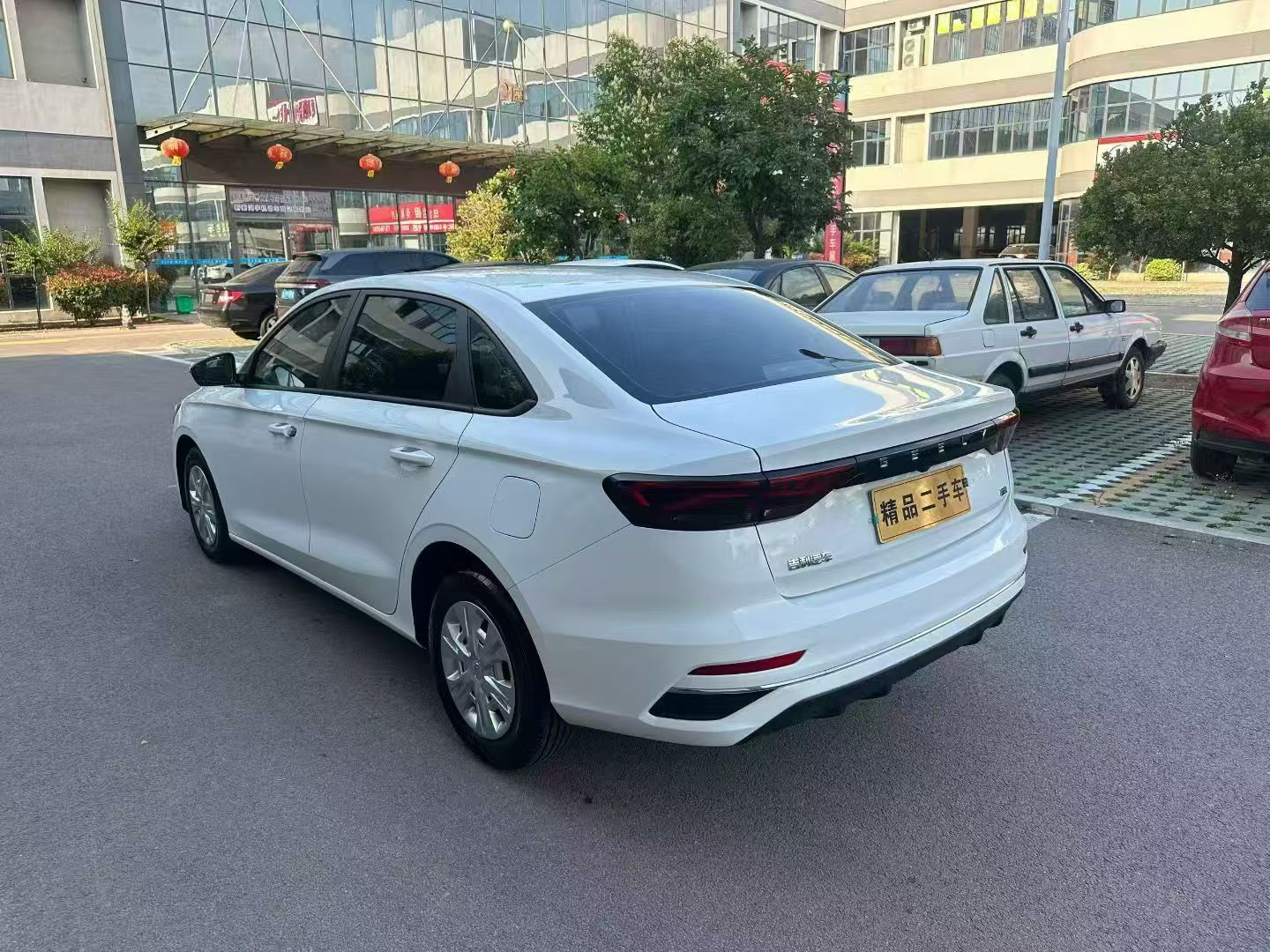 GEELY Emgrand 2025 #9 GEELY Emgrand 2025 car image #9
